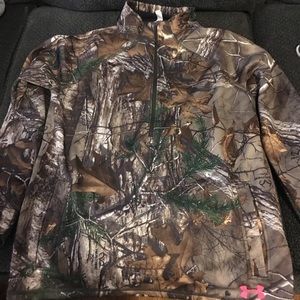 RealTree Under Armour Women’s Camo Sweatshirt.